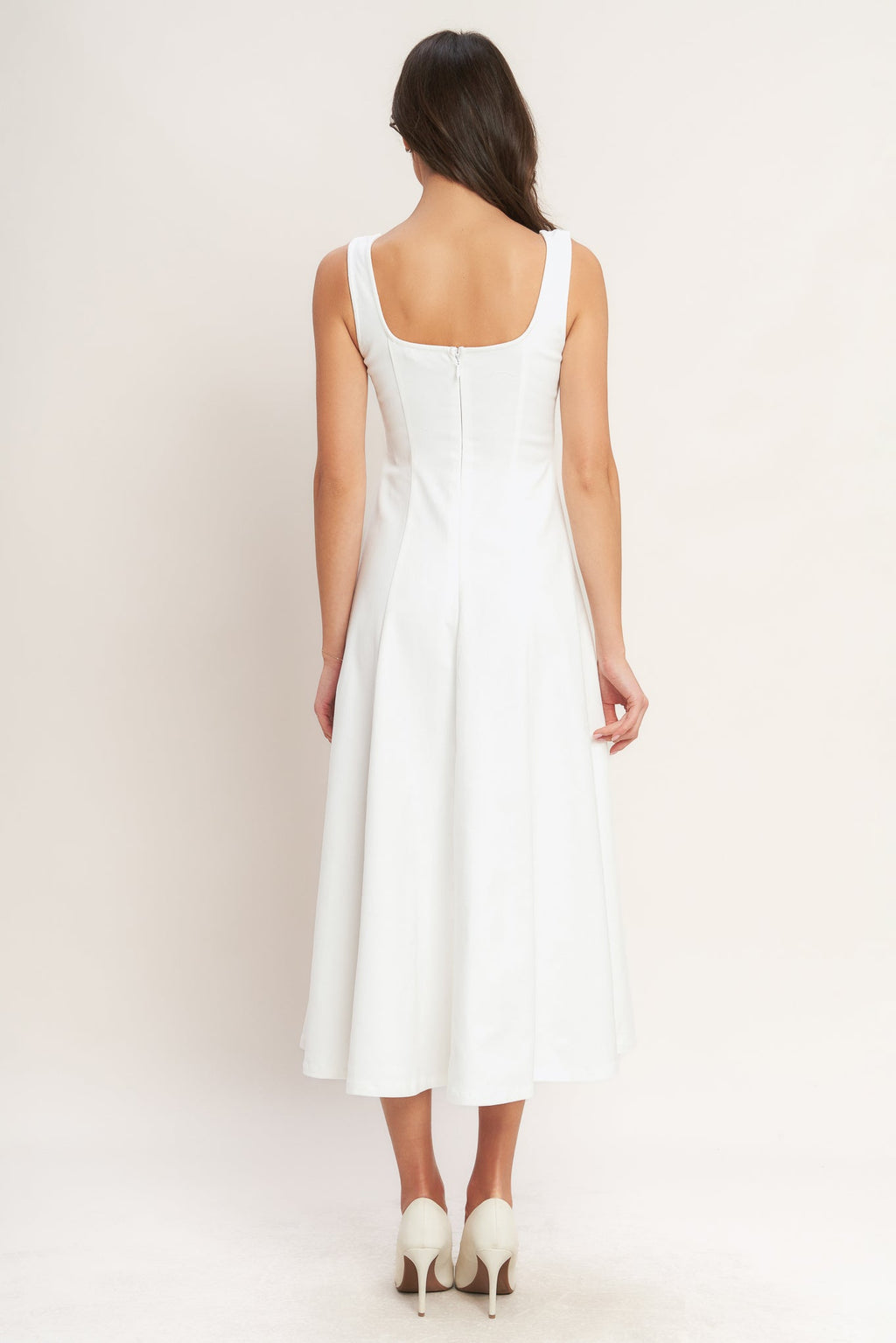 Solid Sweetheart Neck Sleeveless Circle Skirt Midi Dress