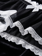 Mesh and ruffle fabric detail