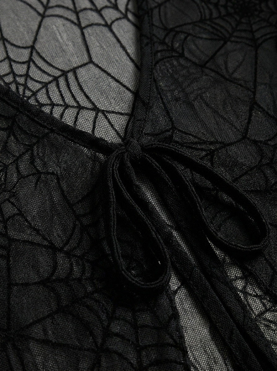 Spider-web pattern and front-tie detail