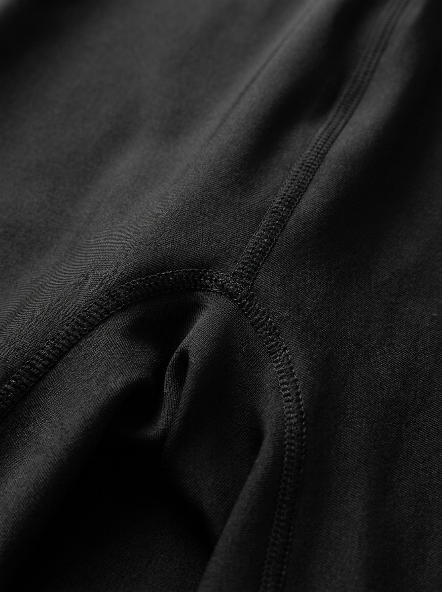 Spandex fabric and seams detail